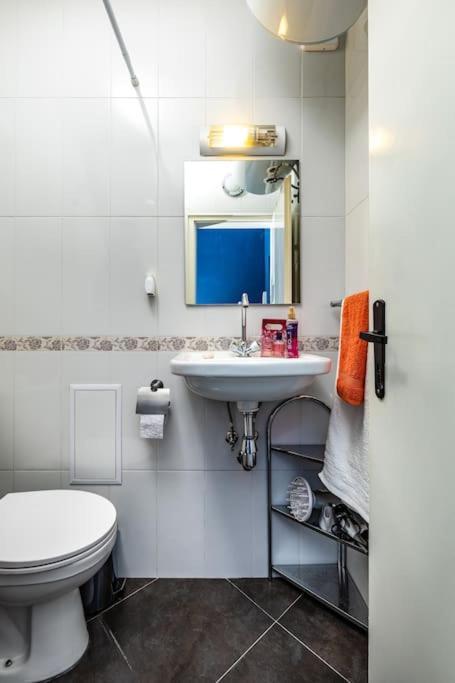 Ferienwohnung The Little Beauty Next To Old Town & Kapana Plowdiw Exterior foto
